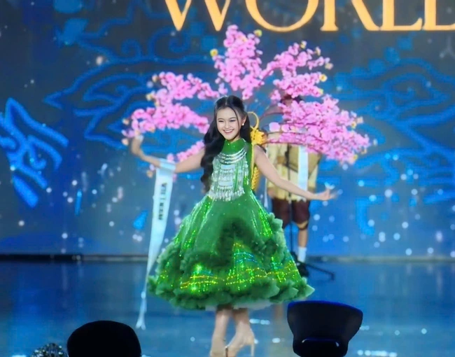 Phan Thị Minh Châu đoạt vương miện Little Miss World 2024 tại Campuchia - Ảnh 3.