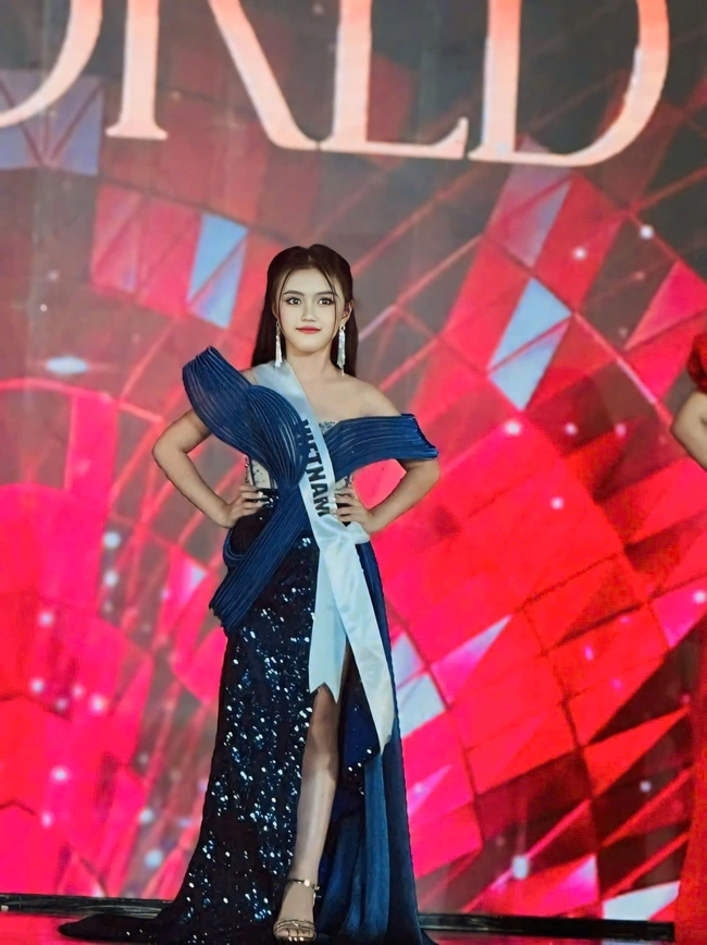 Phan Thị Minh Châu đoạt vương miện Little Miss World 2024 tại Campuchia - Ảnh 2.