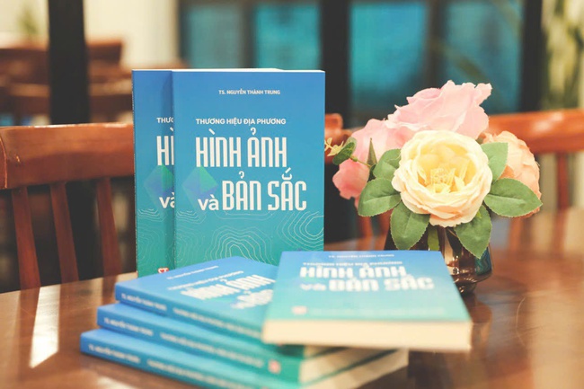 Ra mắt sách 'Thương hiệu địa phương: Hình ảnh và bản sắc' - Ảnh 3.