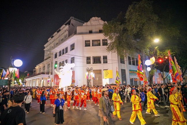 Ngày Di sản văn hóa Việt Nam 23/11: Di sản kiến trúc trong Thành phố sáng tạo - Ảnh 1.