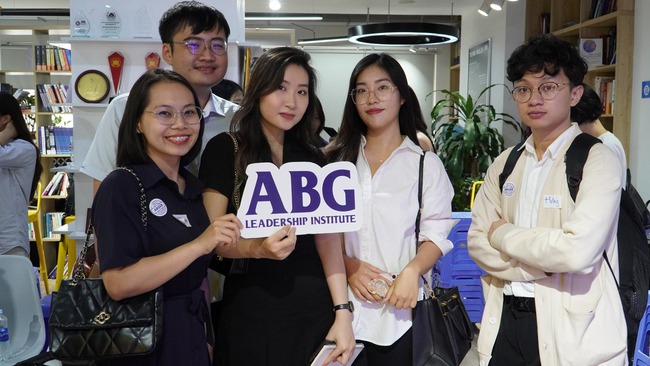 Học bổng ABG Future Leaders dành cho các nhà lãnh đạo trẻ - Ảnh 1.