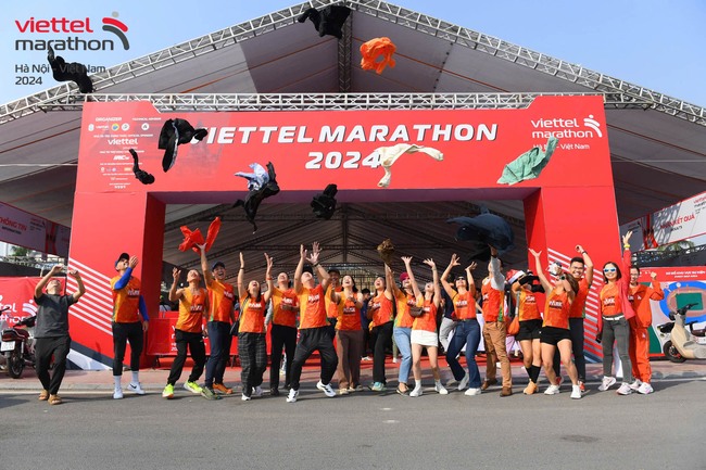 Viettel Marathon Hà Nội – Việt Nam 2024 tạo sức nóng mãnh liệt - Ảnh 2.