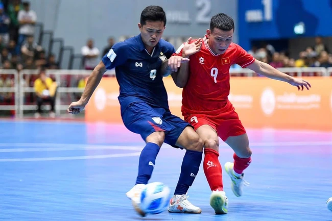 Đội tuyển futsal Việt Nam nhận mưa lời khen sau chiến thắng trước Thái Lan - Ảnh 1.