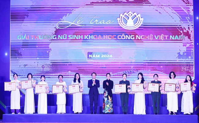 10 nhà khoa học trẻ xuất sắc được nhận Giải thưởng Quả Cầu Vàng 2024 - Ảnh 2.