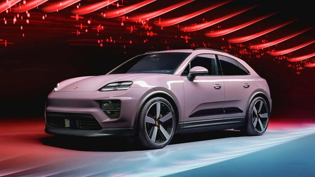 Porsche Macan thuần điện ra mắt tại Lễ hội Âm nhạc HOZO - Ảnh 1.