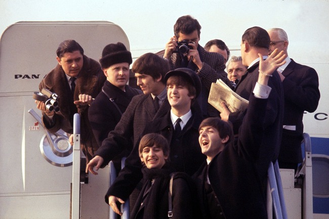 Phim tài liệu &quot;Beatles '64&quot;: Khi &quot;Tứ quái&quot; làm thay đổi nước Mỹ - Ảnh 2.