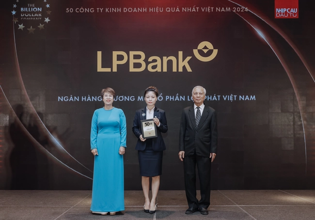 LPBank lọt Top đầu 50 Doanh nghiệp kinh doanh hiệu quả và nhà tuyển dụng được yêu thích 2024 - Ảnh 1.