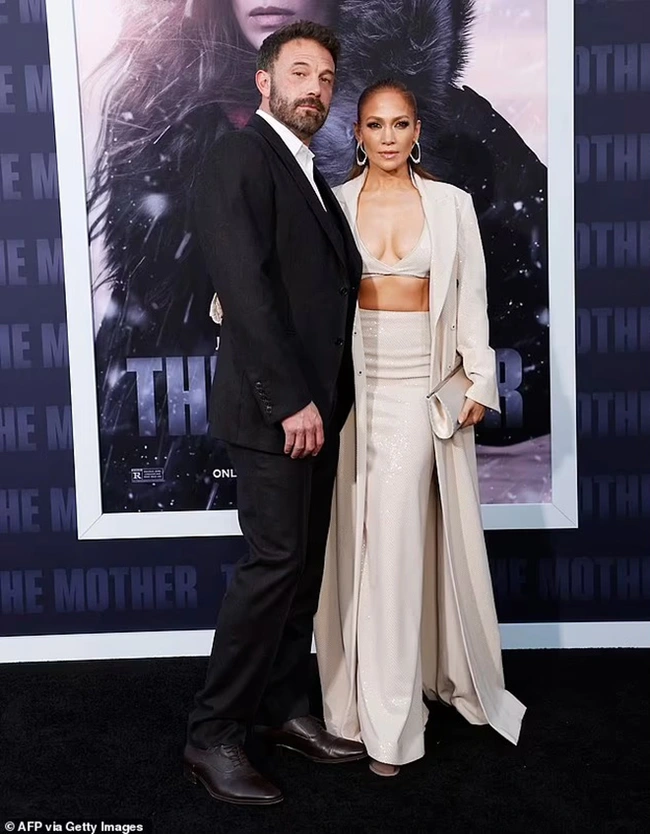 Jennifer Lopez và Ben Affleck quyết định duy trì mối quan hệ sau ly hôn - Ảnh 1.