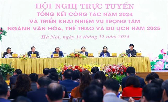 Thủ tướng Phạm Minh Chính chủ trì Hội nghị tổng kết năm 2024, triển khai nhiệm vụ ngành VH,TT&DL năm 2025 - Ảnh 1.