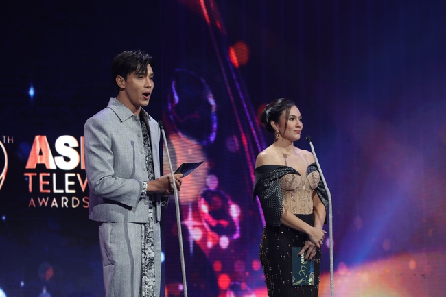 Thuận Nguyễn gây ấn tượng khi lần đầu xuất hiện ở Asian Television Awards 2024  - Ảnh 3.