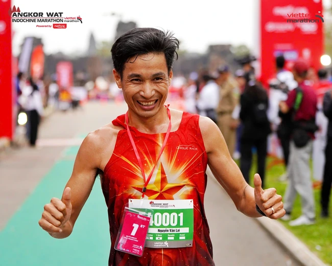 Huyền thoại điền kinh Việt Nam vô địch giải Viettel Marathon ở Campuchia, phá sâu kỷ lục tồn tại 20 năm - Ảnh 1.