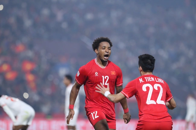 CĐV Singapore 'đứng ngồi không yên' khi biết tin phải đụng Việt Nam ở bán kết AFF Cup 2024 - Ảnh 1.