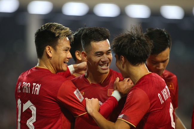 Lịch thi đấu AFF Cup 2024 hôm nay 28/12 - Ảnh 1.