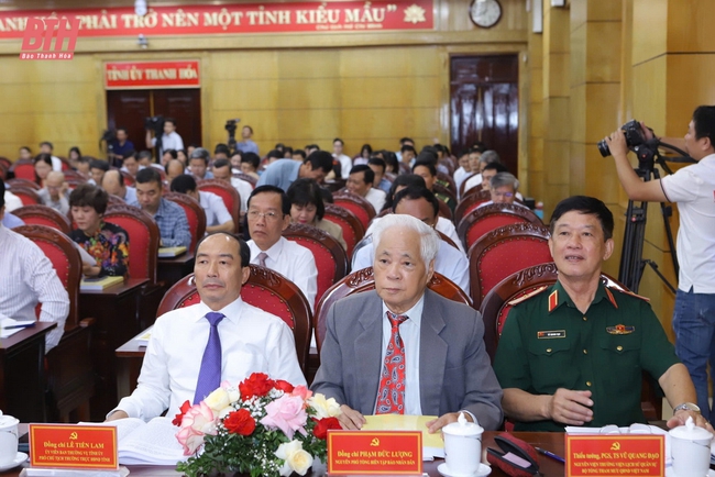 Chị Hằng biên tập - Hội thảo khoa học &quot;Thanh Hóa với đồng bào, cán bộ, chiến sĩ và học sinh miền Nam tập kết ra Bắc - 70 năm sâu nặng nghĩa tình” - Ảnh 5.