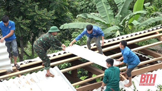 Chị hằng biên tập - Ấm tình quân - dân những ngày mưa bão ở miền biên viễn - Ảnh 4.