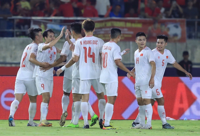 Link xem VTV5 VTV6 trực tiếp bóng đá AFF Cup 2024 hôm nay 10/12 - Ảnh 1.