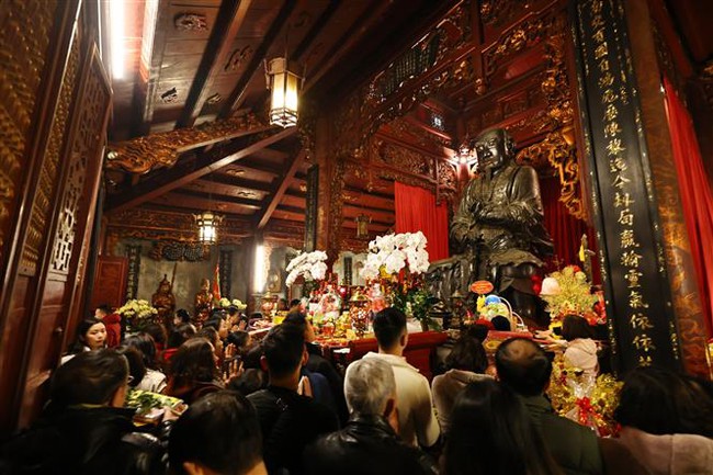 Lễ chùa đầu năm, nét đẹp văn hóa của người Việt - Ảnh 1.