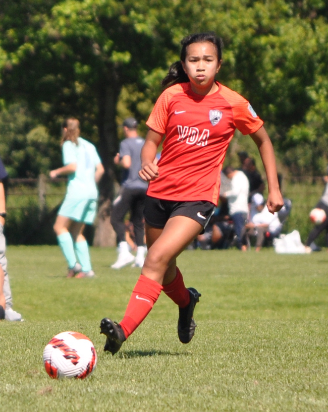 Trưởng thành ở nền bóng đá nữ số 1 thế giới, sao trẻ Việt kiều vừa vô địch CONCACAF, đi bóng xé gió như Thanh Nhã    - Ảnh 3.