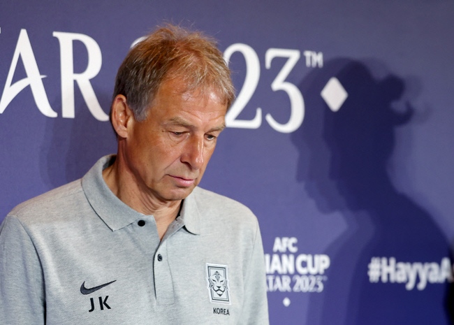 CHÍNH THỨC: HLV Klinsmann bị sa thải, người thay thế dẫn dắt ĐT Hàn Quốc ở trận gặp Thái Lan được hé lộ - Ảnh 2.
