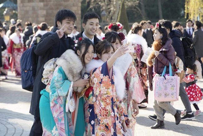 Địa phương đầu tiên ở Nhật Bản lập đơn vị 'Thế hệ Z' thu hút giới trẻ - Ảnh 1.