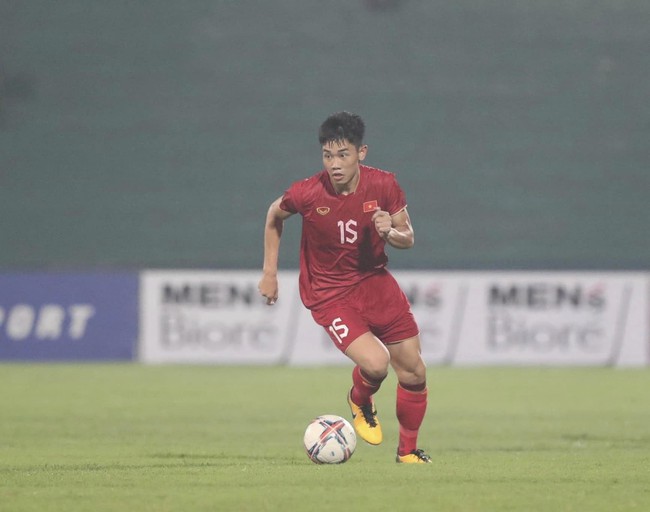 Cầu thủ Nguyễn Đình Bắc lên tiếng sau án kỷ luật của CLB Quảng Nam - Ảnh 3.