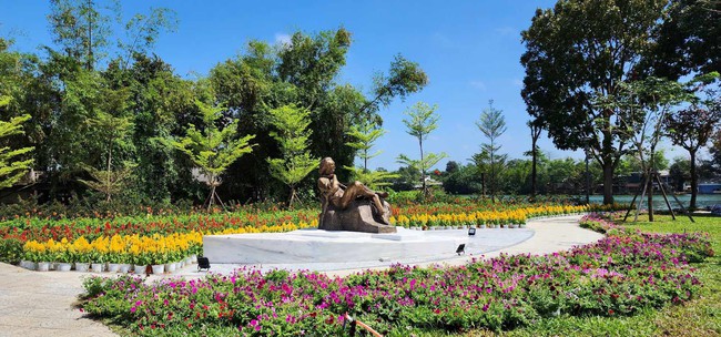 Sắp khánh thành tượng Trịnh Công Sơn tại Huế  - Ảnh 2.