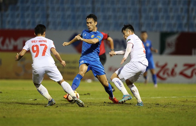 Cựu tuyển thủ U23 Việt Nam đe dọa tương lai của Đình Bắc - Ảnh 2.