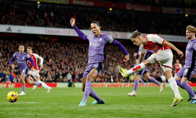 Hàng công bùng nổ, Arsenal đánh bại Liverpool trong trận cầu 4 bàn thắng - Ảnh 3.