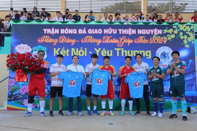 Tin nóng bóng đá Việt 5/2: ĐT Việt Nam dừng bước ở tứ kết giải châu Á, HAGL hòa trận đấu cuối năm - Ảnh 3.
