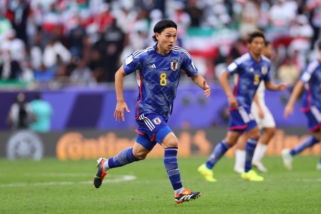 Bị loại khỏi Asian Cup, sao ĐT Nhật Bản làm điều khó tin trong bóng đá - Ảnh 2.