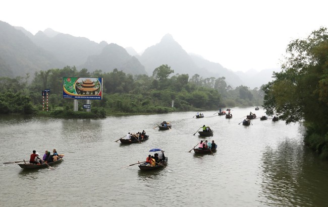 Hà Nội: Tổ chức nhiều hoạt động thu hút khách du lịch dịp Tết Nguyên đán Giáp Thìn - Ảnh 2.