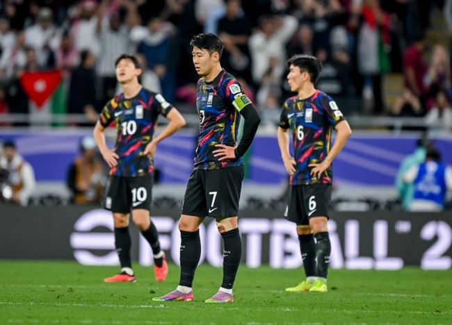 CĐV và truyền thông choáng váng khi Hàn Quốc bị loại khỏi Asian Cup 2023 - Ảnh 2.