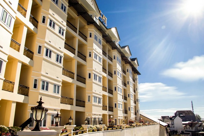 Traveloka gợi ý Top những khách sạn 4 sao gần Chợ Đà Lạt cho chuyến du lịch tại thành phố ngàn hoa - Ảnh 1.