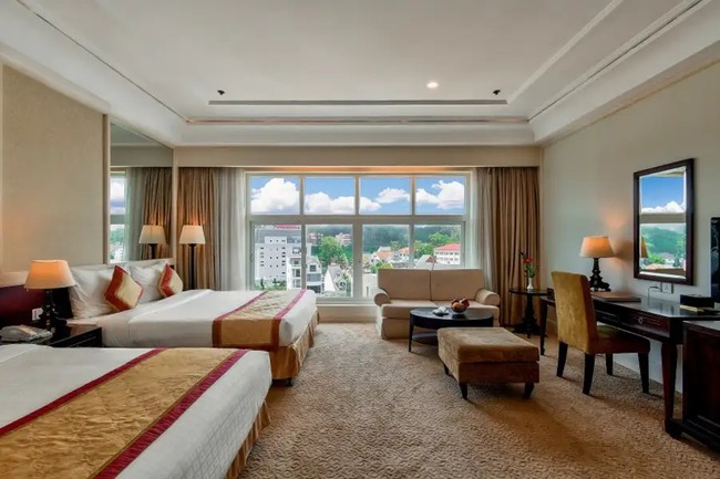 Traveloka gợi ý Top những khách sạn 4 sao gần Chợ Đà Lạt cho chuyến du lịch tại thành phố ngàn hoa - Ảnh 5.