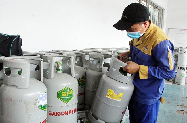 Giá gas bán lẻ trong nước tháng 3/2024 tiếp tục tăng kể từ hôm nay - Ảnh 1.