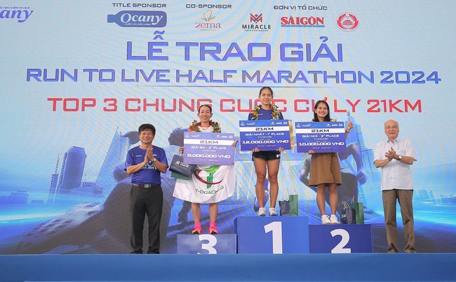 Nhà vô địch SEA Games Hoàng Nguyên Thanh vô địch Run To Live 2024 - Ảnh 3.