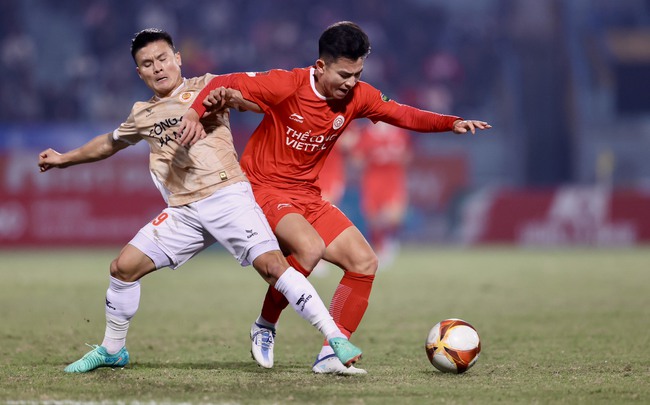 CAHN biết thua thời HLV Kiatisuk, Nam Định thất thường, chức vô địch V-League khó đoán - Ảnh 3.