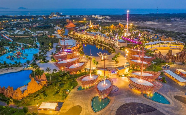 Siêu đám cưới Ấn Độ độc nhất vô nhị tại &quot;điểm hẹn di sản&quot; VinWonders Nam Hội An - Ảnh 9.