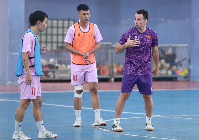Futsal Việt Nam sẵn sàng chinh phục mục tiêu lần thứ 3 đến World Cup - Ảnh 2.