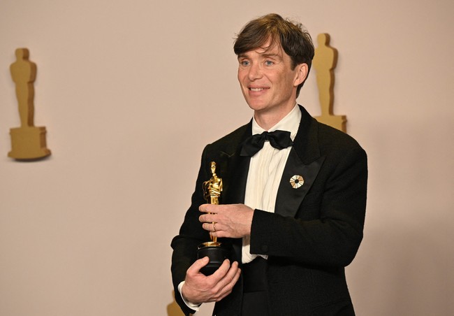 Oscar 2024: 'Mưa giải thưởng' dành cho 'Oppenheimer' - Ảnh 3.