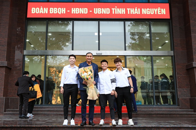 CLB bóng đá nữ Thái Nguyên T&T chiêu mộ Quả bóng vàng nữ Việt Nam 2023 - Ảnh 4.