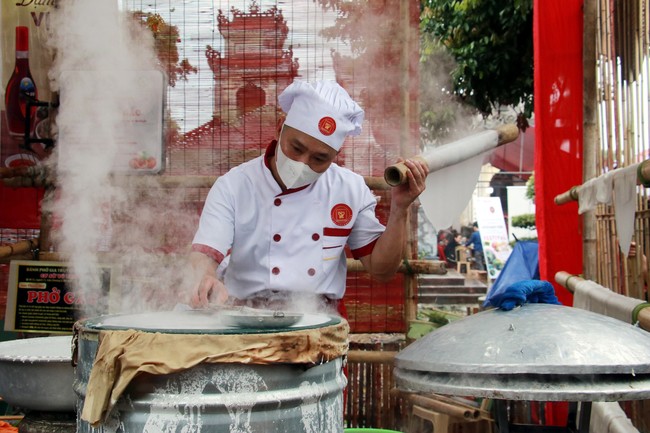 Festival Phở năm 2024: Quảng bá nét độc đáo của ẩm thực Việt - Ảnh 2.