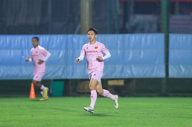 Hùng Dũng: ‘Mục tiêu của đội tuyển Việt Nam là có điểm trước Indonesia’ - Ảnh 2.