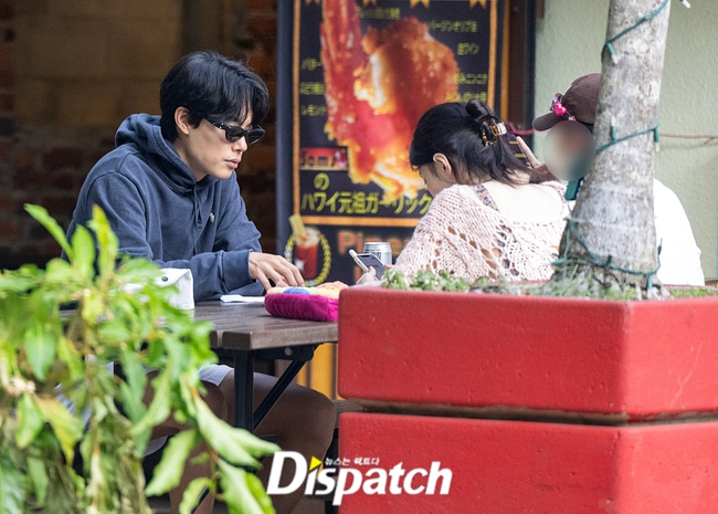 Dispatch đăng bộ ảnh hẹn hò của Han So Hee, hé lộ tình tiết gây tranh cãi - Ảnh 6.
