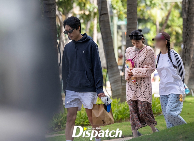 Dispatch đăng bộ ảnh hẹn hò của Han So Hee, hé lộ tình tiết gây tranh cãi - Ảnh 4.