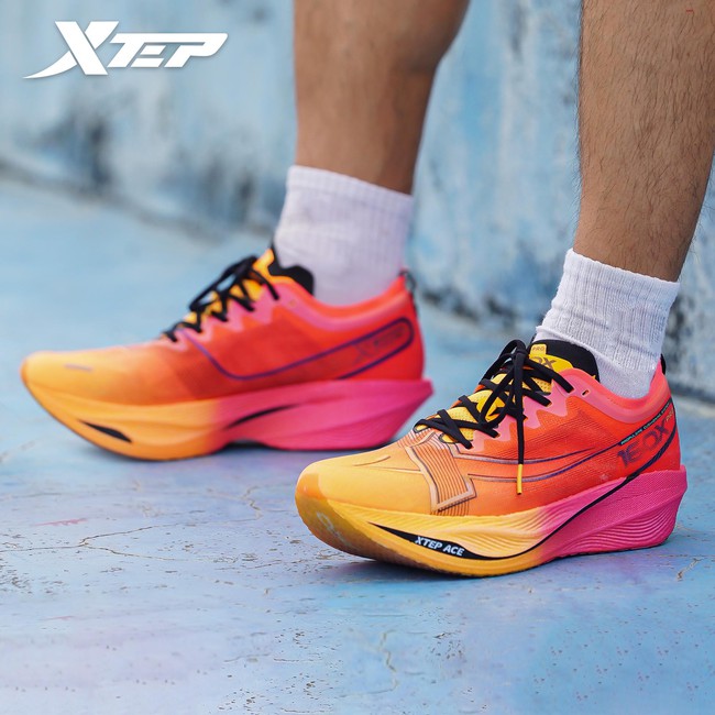 Giày chạy bộ chuyên dụng Xtep 160X 5.0 PRO có gì hot mà khiến giới runner &quot;truy lùng&quot; sau hơn 1 tháng ra mắt tại Việt Nam - Ảnh 3.