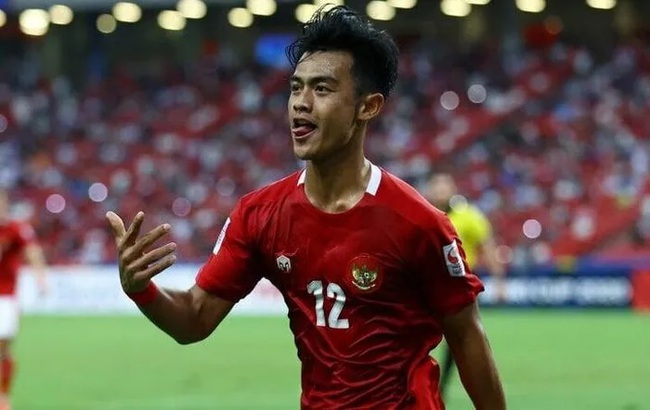 'Thiên tài ném biên' của Indonesia bất ngờ vắng mặt trước trận gặp Việt Nam - Ảnh 2.
