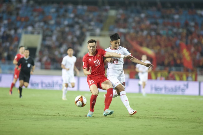 TRỰC TIẾP bóng đá Việt Nam vs Indonesia (0-2): Đội khách liên tục ghi bàn - Ảnh 7.