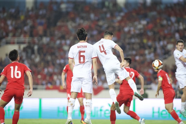 TRỰC TIẾP bóng đá Việt Nam vs Indonesia (0-2): Đội khách liên tục ghi bàn - Ảnh 8.
