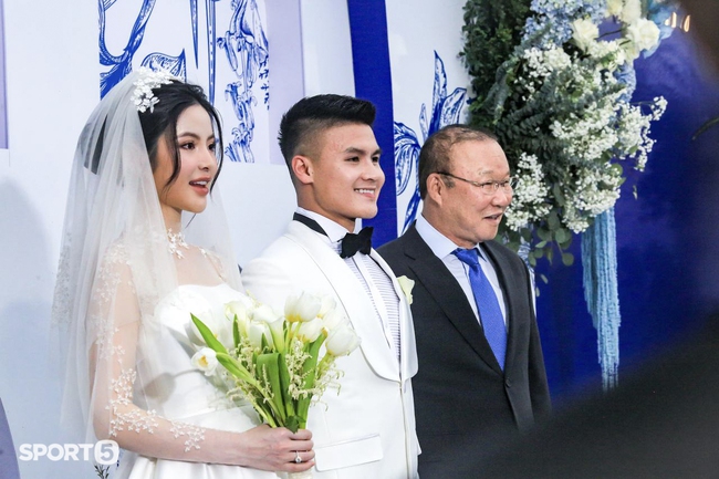 Chùm ảnh đẹp long lanh của đám cưới Quang Hải – Chu Thanh Huyền - Ảnh 8.